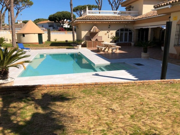 Casa with Private Pool and BBQ